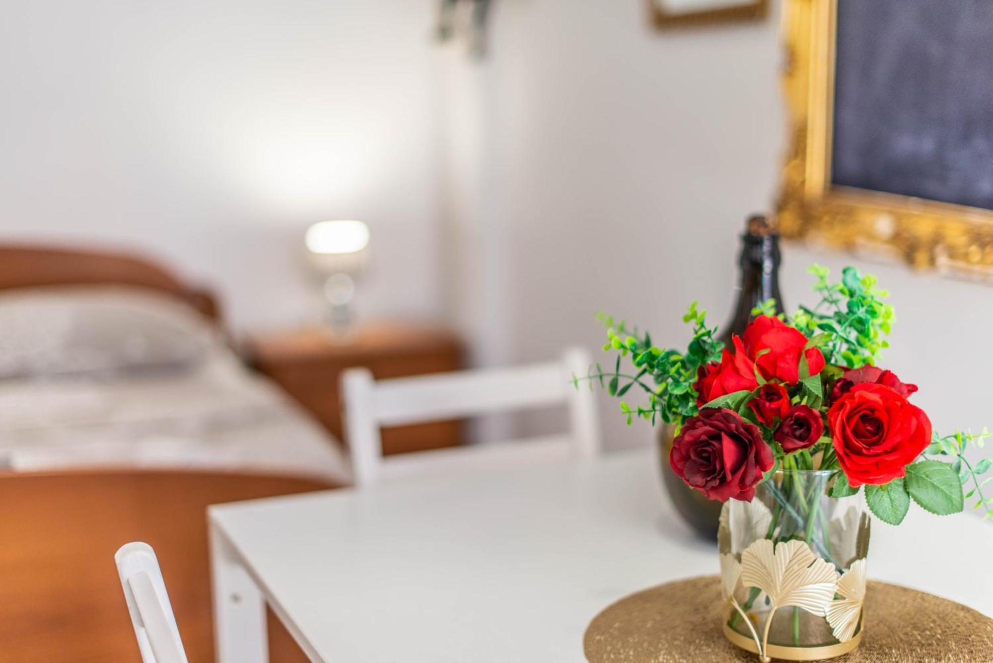 Giovanna Boutique Rooms & Pool Pula Bagian luar foto