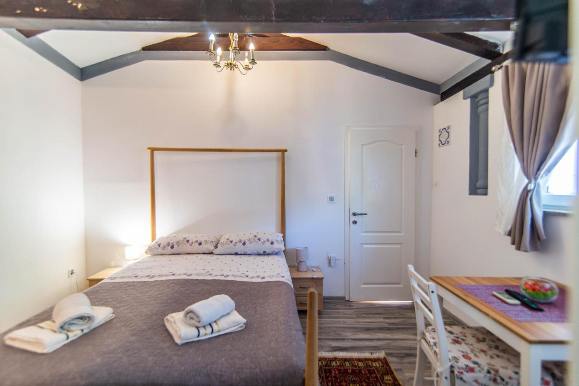 Giovanna Boutique Rooms & Pool Pula Bagian luar foto