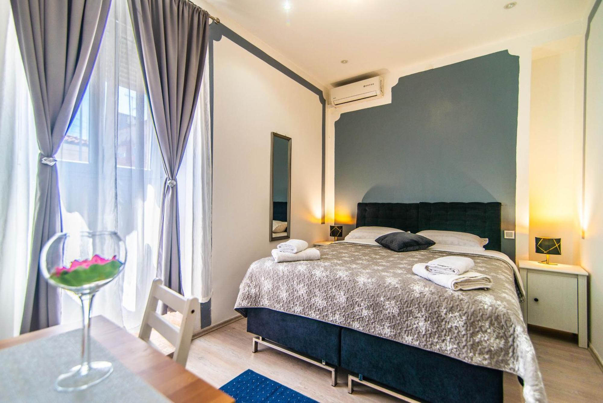 Giovanna Boutique Rooms & Pool Pula Bagian luar foto
