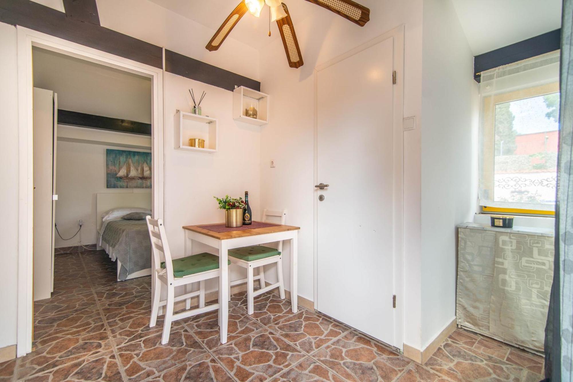 Giovanna Boutique Rooms & Pool Pula Bagian luar foto