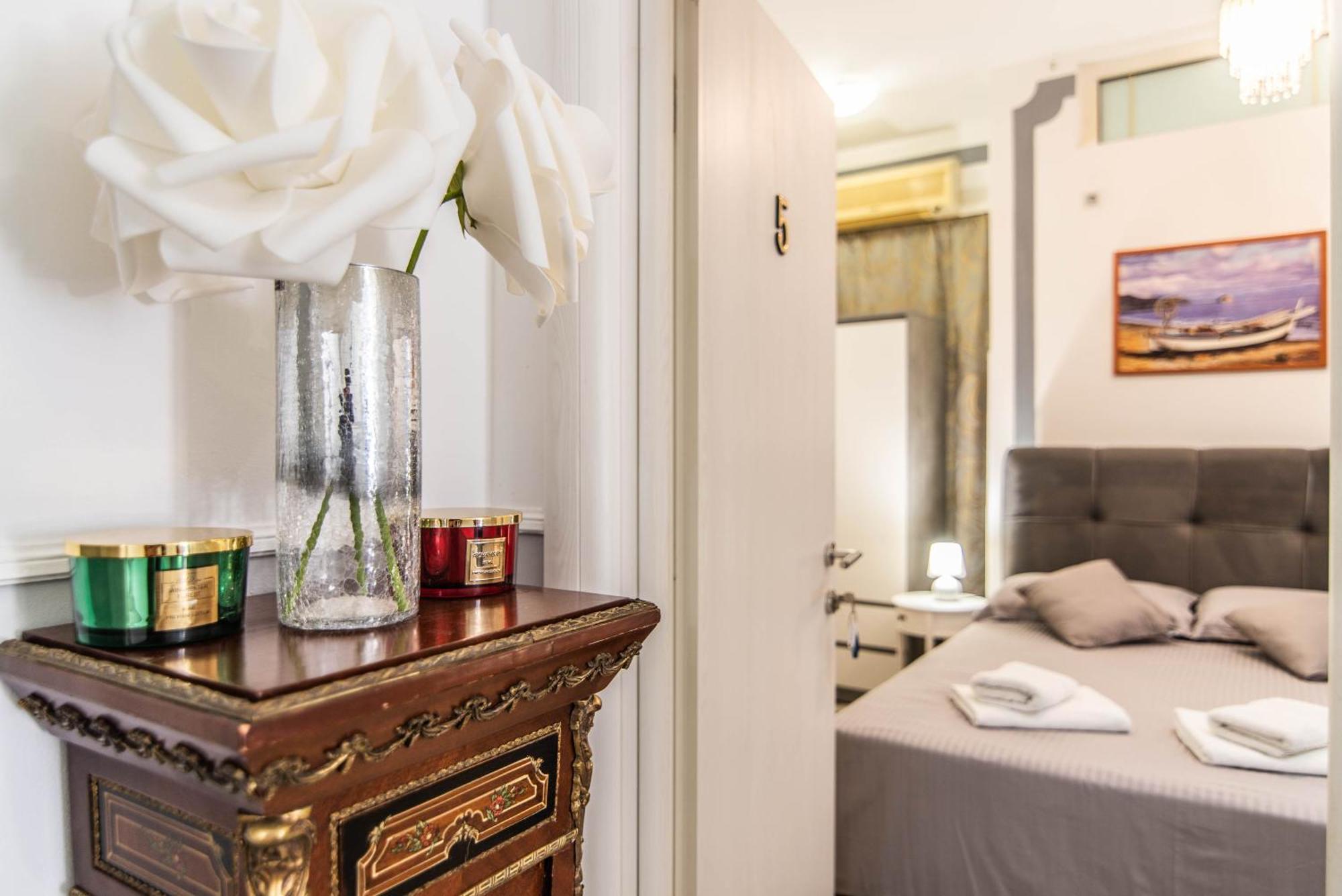 Giovanna Boutique Rooms & Pool Pula Bagian luar foto