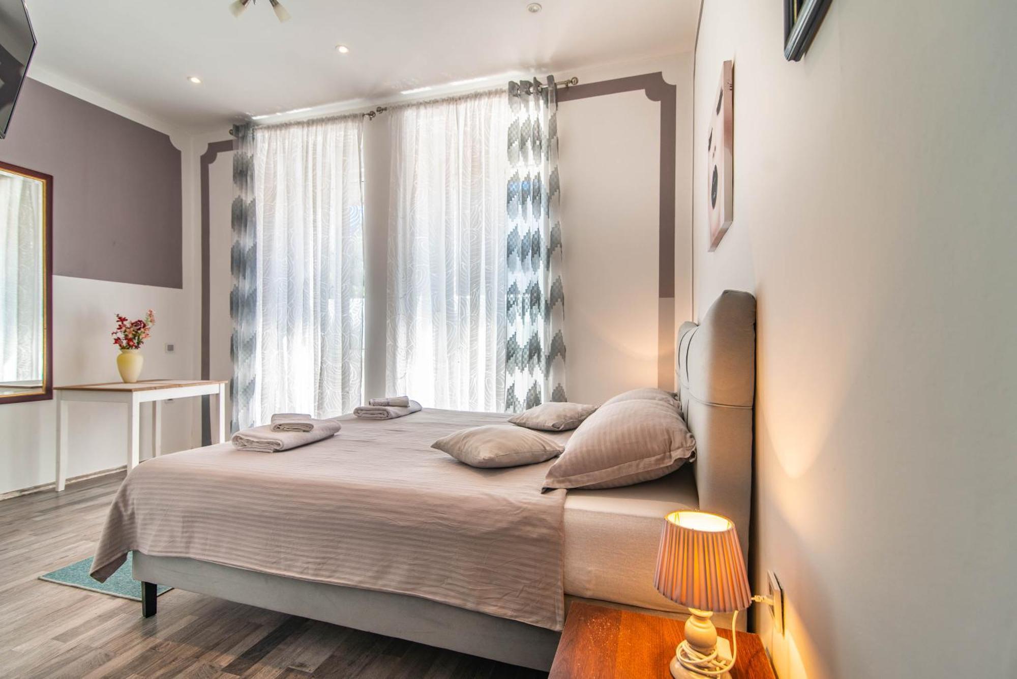Giovanna Boutique Rooms & Pool Pula Bagian luar foto