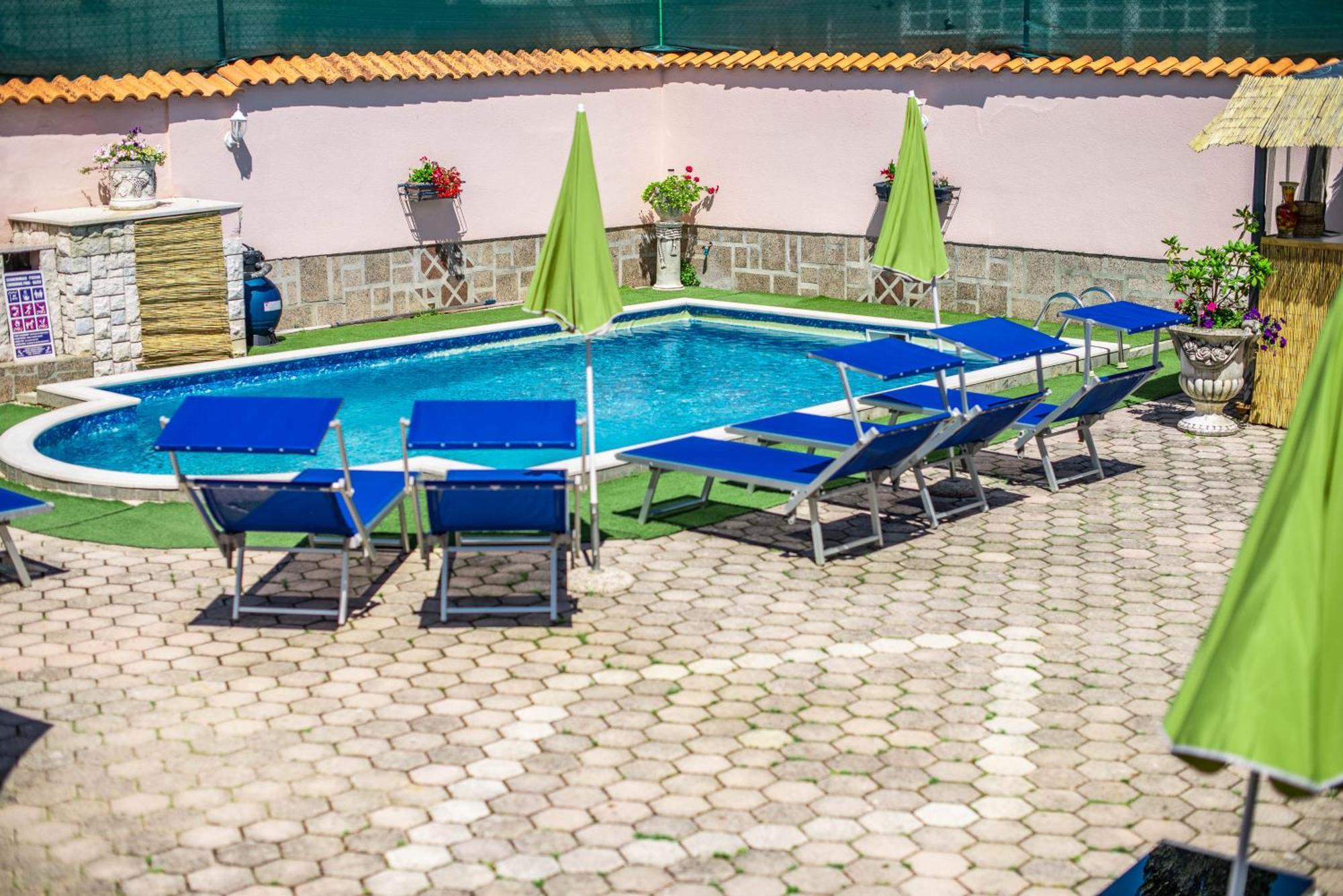 Giovanna Boutique Rooms & Pool Pula Bagian luar foto